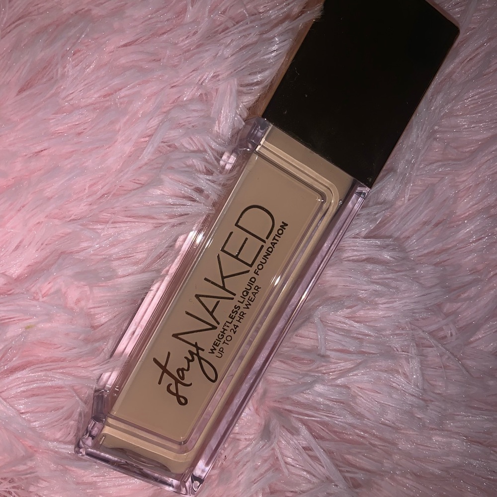 Urban Decay Stay Naked Foundation